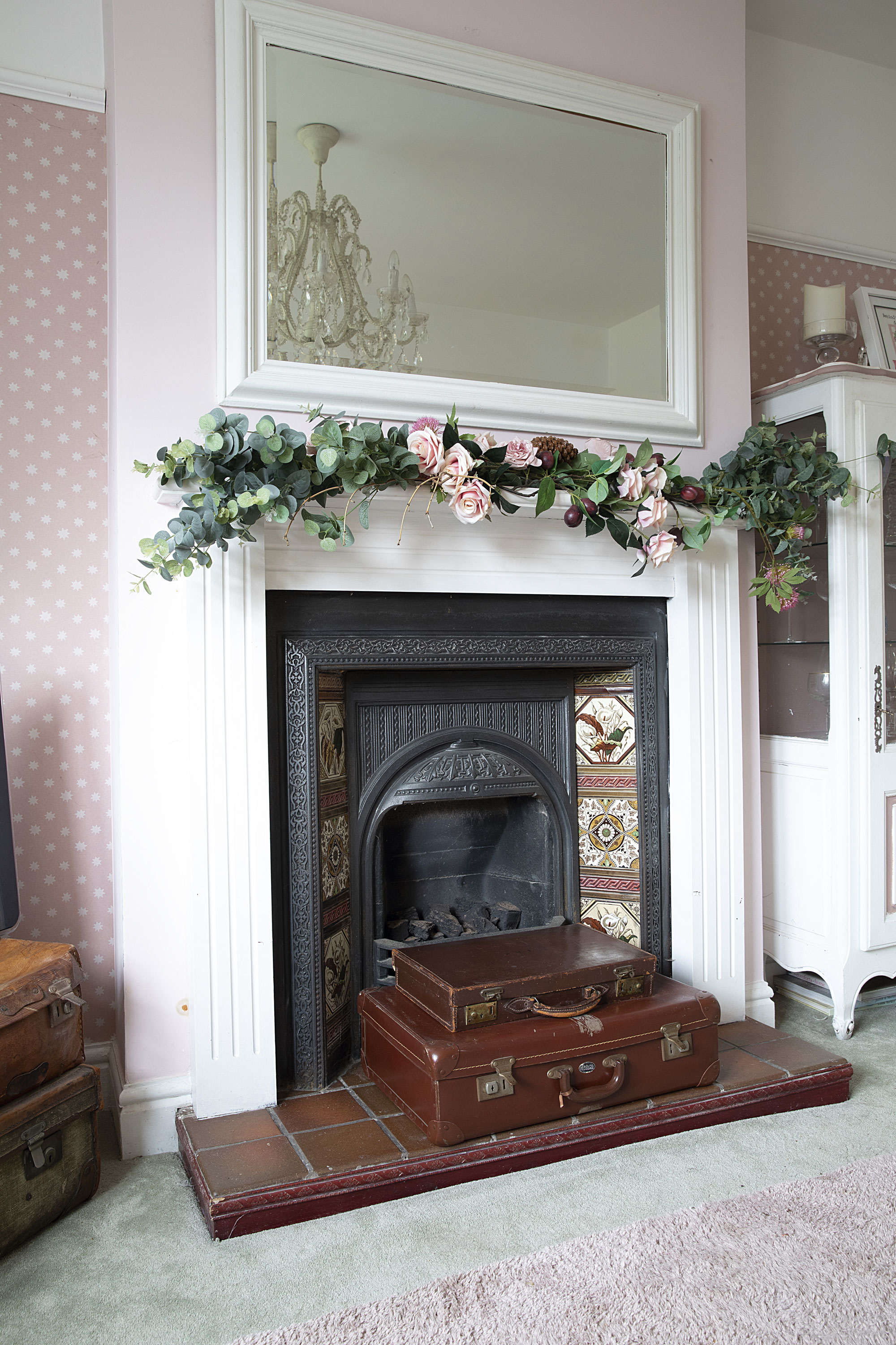 ‘I begged and borrowed to pay for the extra build and then we took on all the decorating ourselves to save money’ says Sandra ‘I begged and borrowed to pay for the extra build and then we took on all the decorating ourselves to save money’ says Sandra