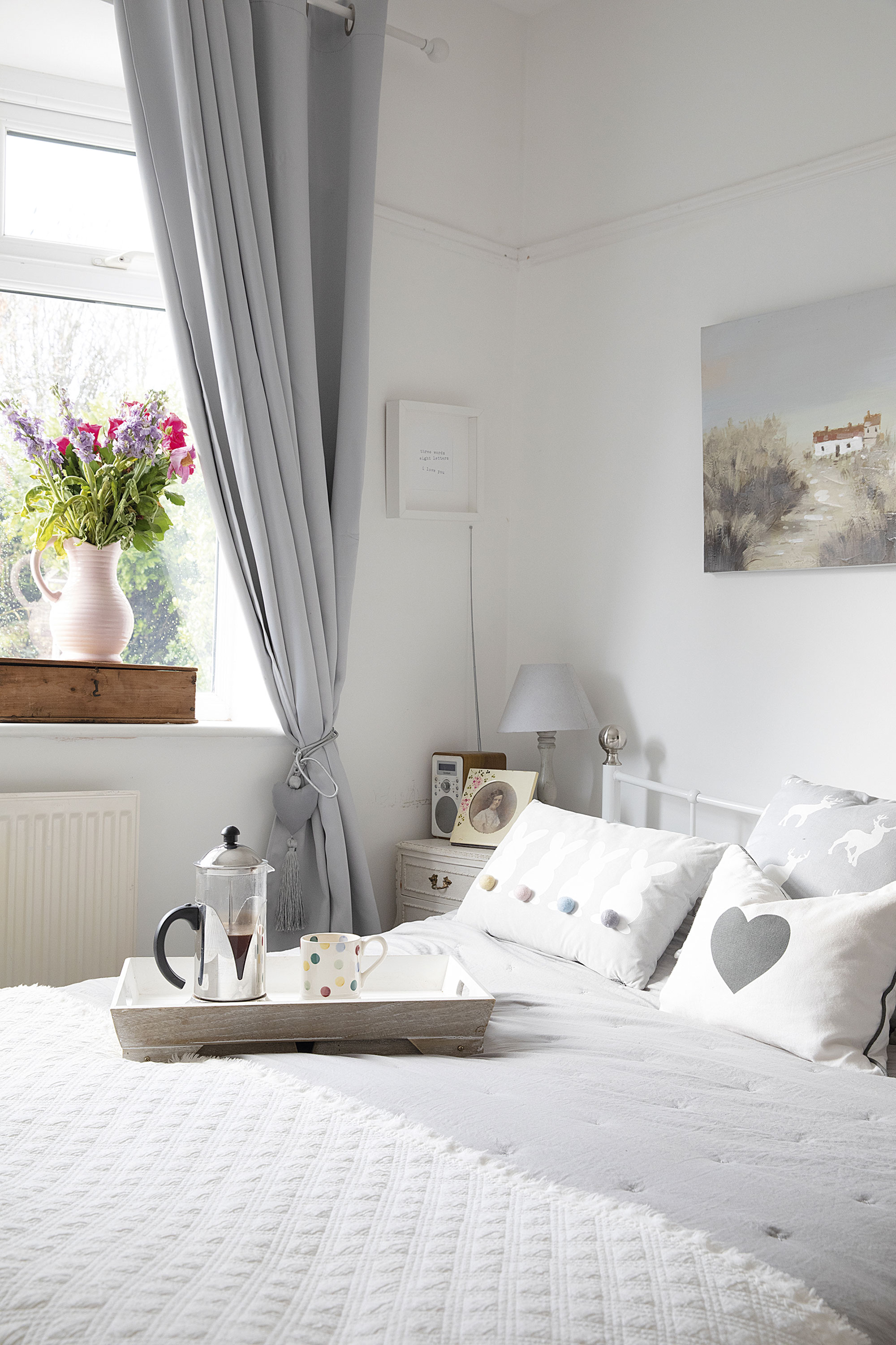 With fresh flowers and a hot pot of coffee, Sandra has the spare room ready and waiting for visitors With fresh flowers and a hot pot of coffee, Sandra has the spare room ready and waiting for visitors
