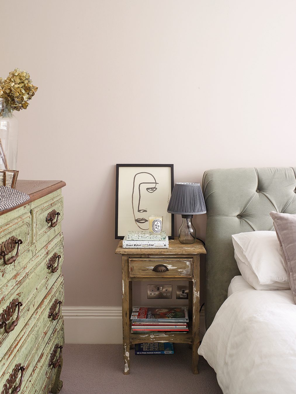 Style idea! Lock into a colour palette for each room and stick to a handful of shades throughout the house as you decorate Style idea! Lock into a colour palette for each room and stick to a handful of shades throughout the house as you decorate