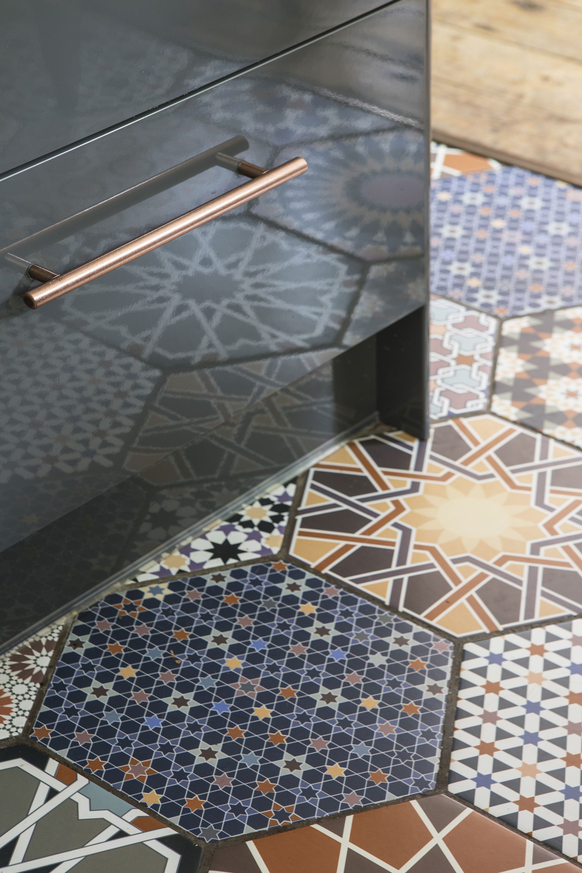 Dace instantly fell in love with the pretty patterns and colours of the hexagonal floor tiles, which inspired the Moroccan look in her kitchen. A blend of 14 different designs meant plenty of choice to mix and match the layout as she pleased Dace instantly fell in love with the pretty patterns and colours of the hexagonal floor tiles, which inspired the Moroccan look in her kitchen. A blend of 14 different designs meant plenty of choice to mix and match the layout as she pleased