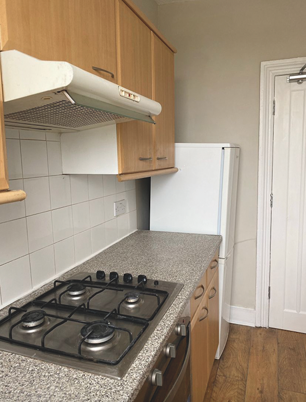 Sarah's kitchen before the makeover