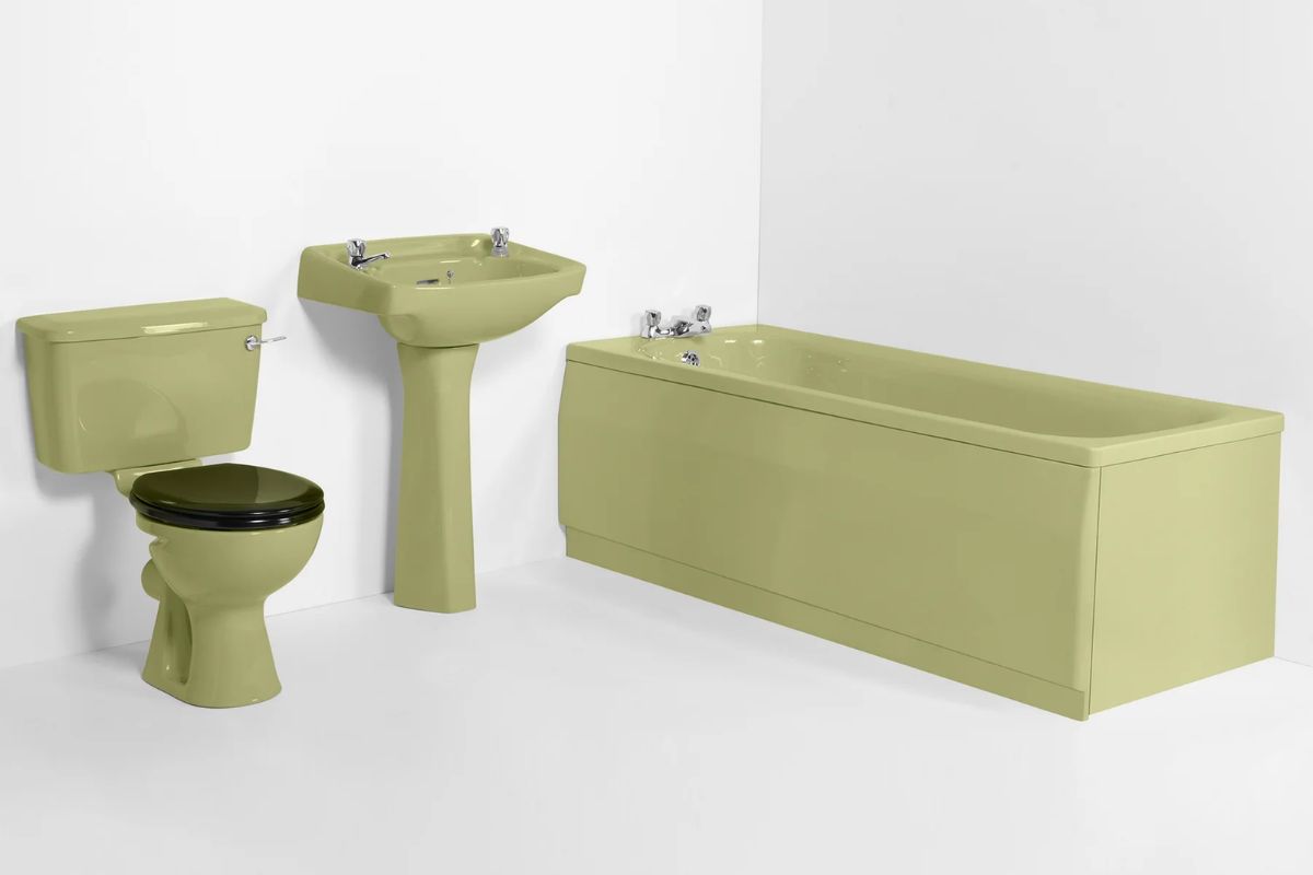 Green bathroom suite