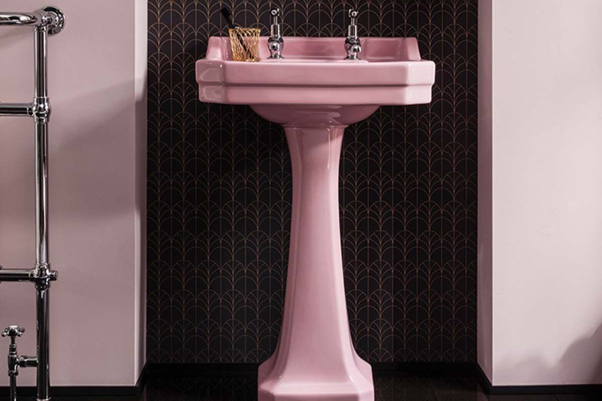 Pink sink