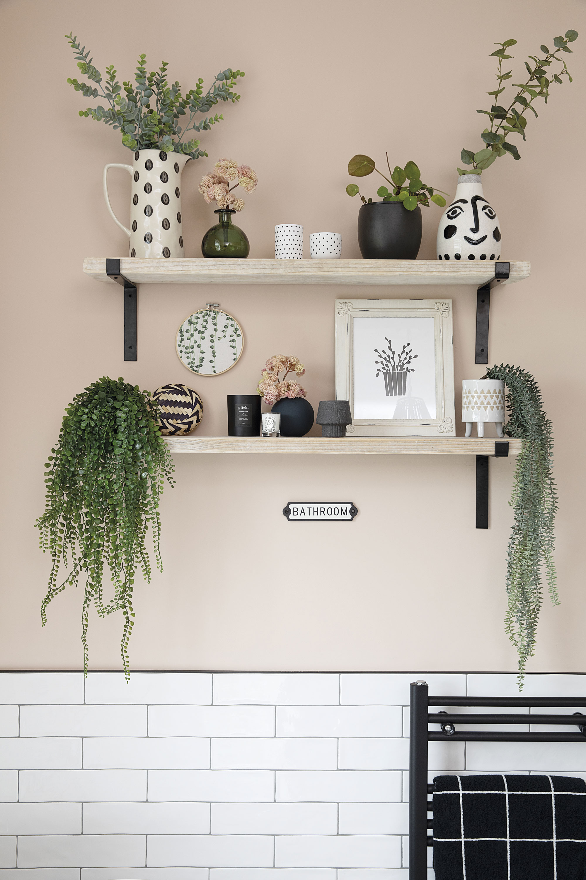 Stylist Liz loves spending time rearranging her shelves with different vases, plants and prints to keep the scheme looking fresh Stylist Liz loves spending time rearranging her shelves with different vases, plants and prints to keep the scheme looking fresh