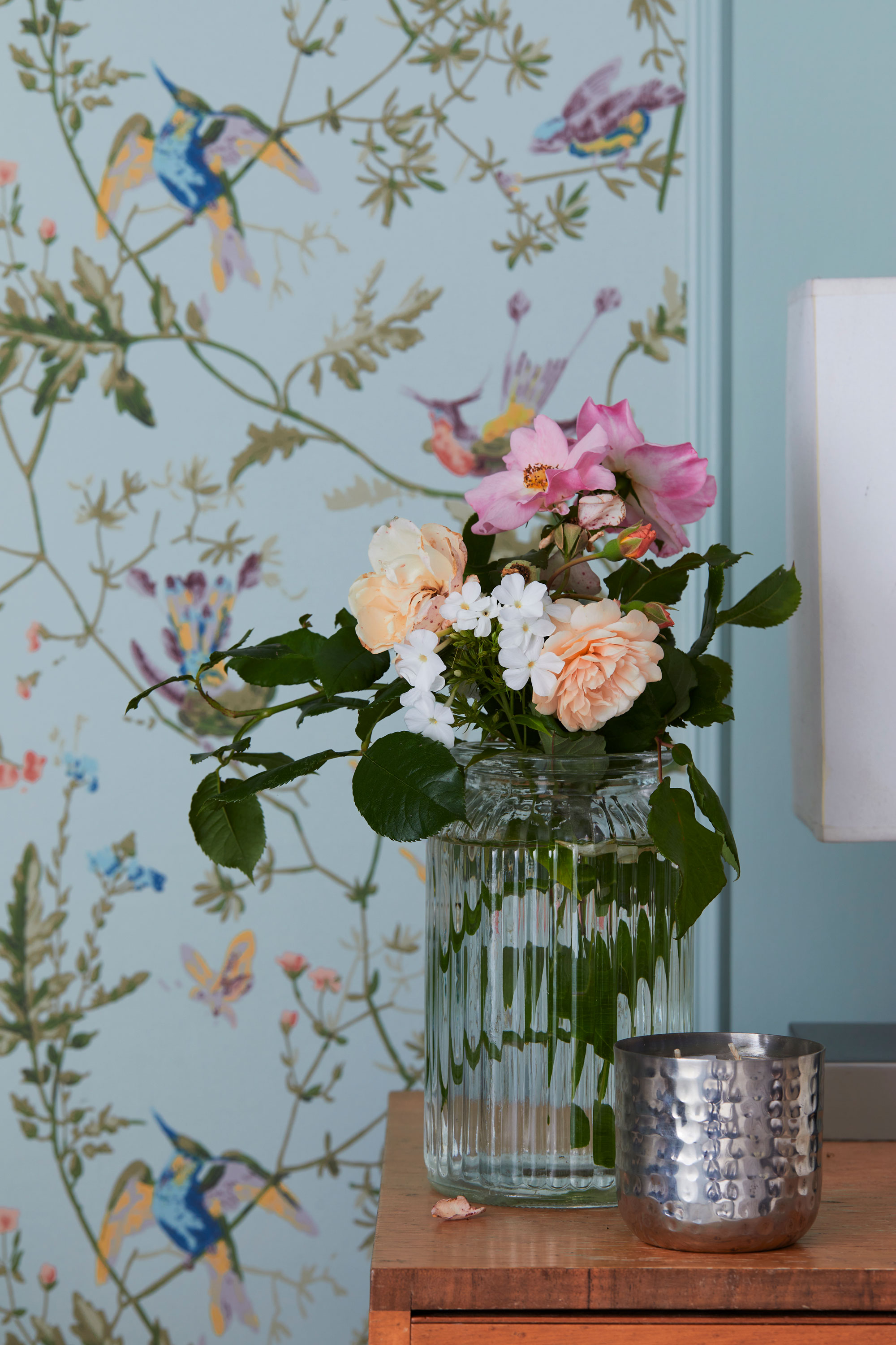 Good idea! On a tight budget? You can still have pricey wallpaper – use it in panels rather than over a full wall. Good idea! On a tight budget? You can still have pricey wallpaper – use it in panels rather than over a full wall.