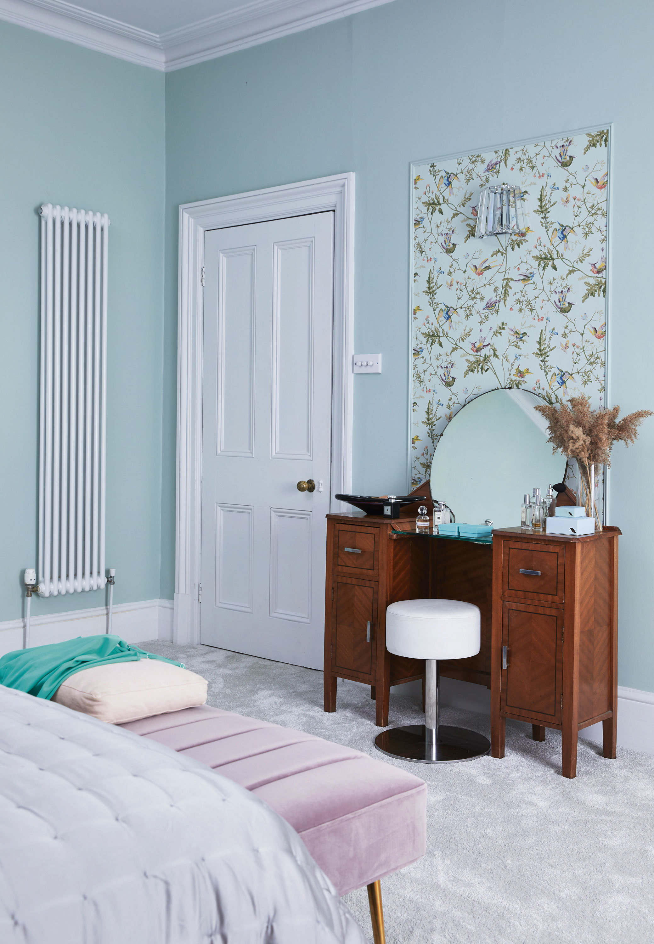 A vintage deco-style dressing table teamed with a modern upholstered stool provides Beverley with a charming pampering station A vintage deco-style dressing table teamed with a modern upholstered stool provides Beverley with a charming pampering station
