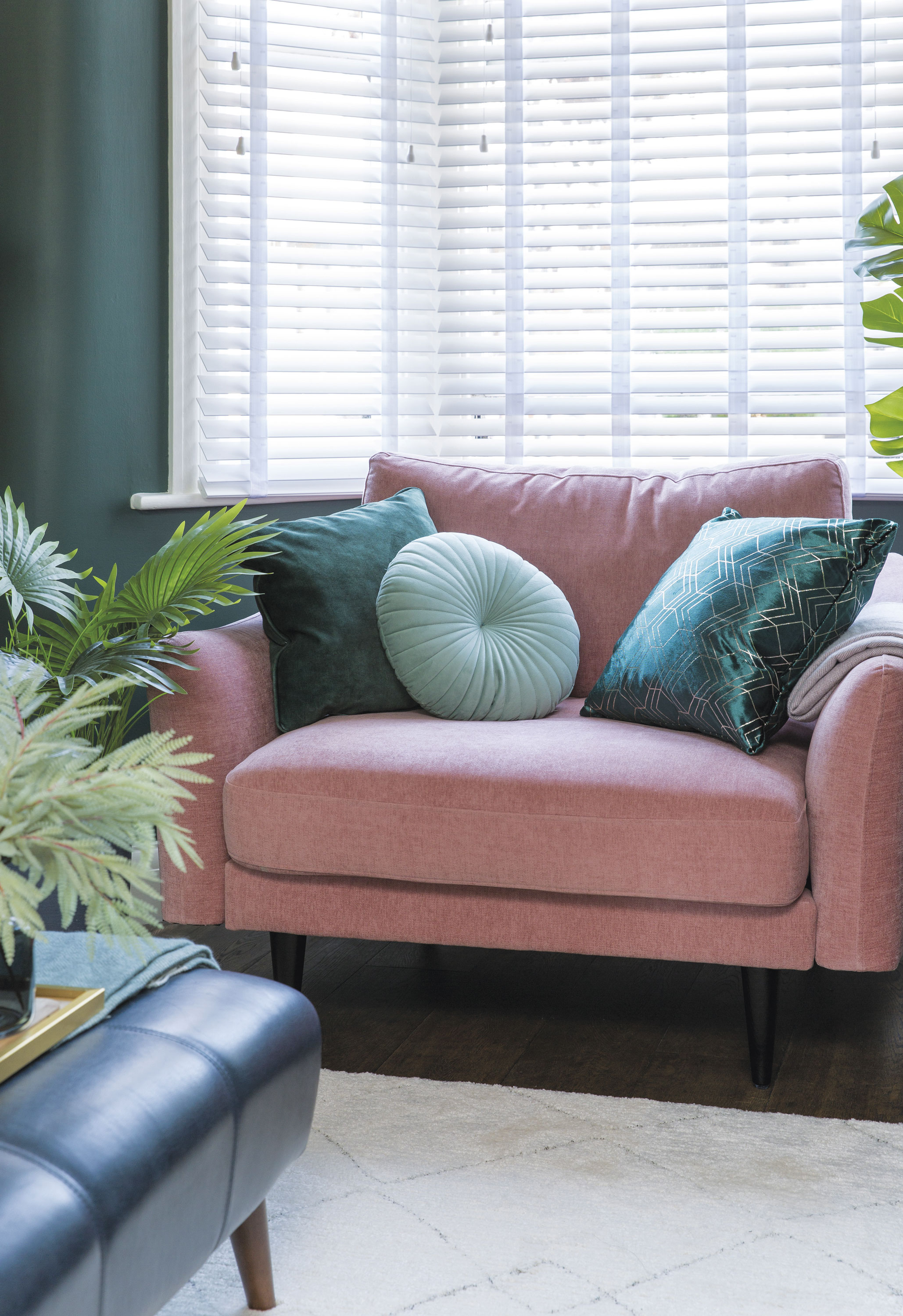 New Venetian blinds brighten up the window area and provide just the right amount of light and privacy from the street outside New Venetian blinds brighten up the window area and provide just the right amount of light and privacy from the street outside