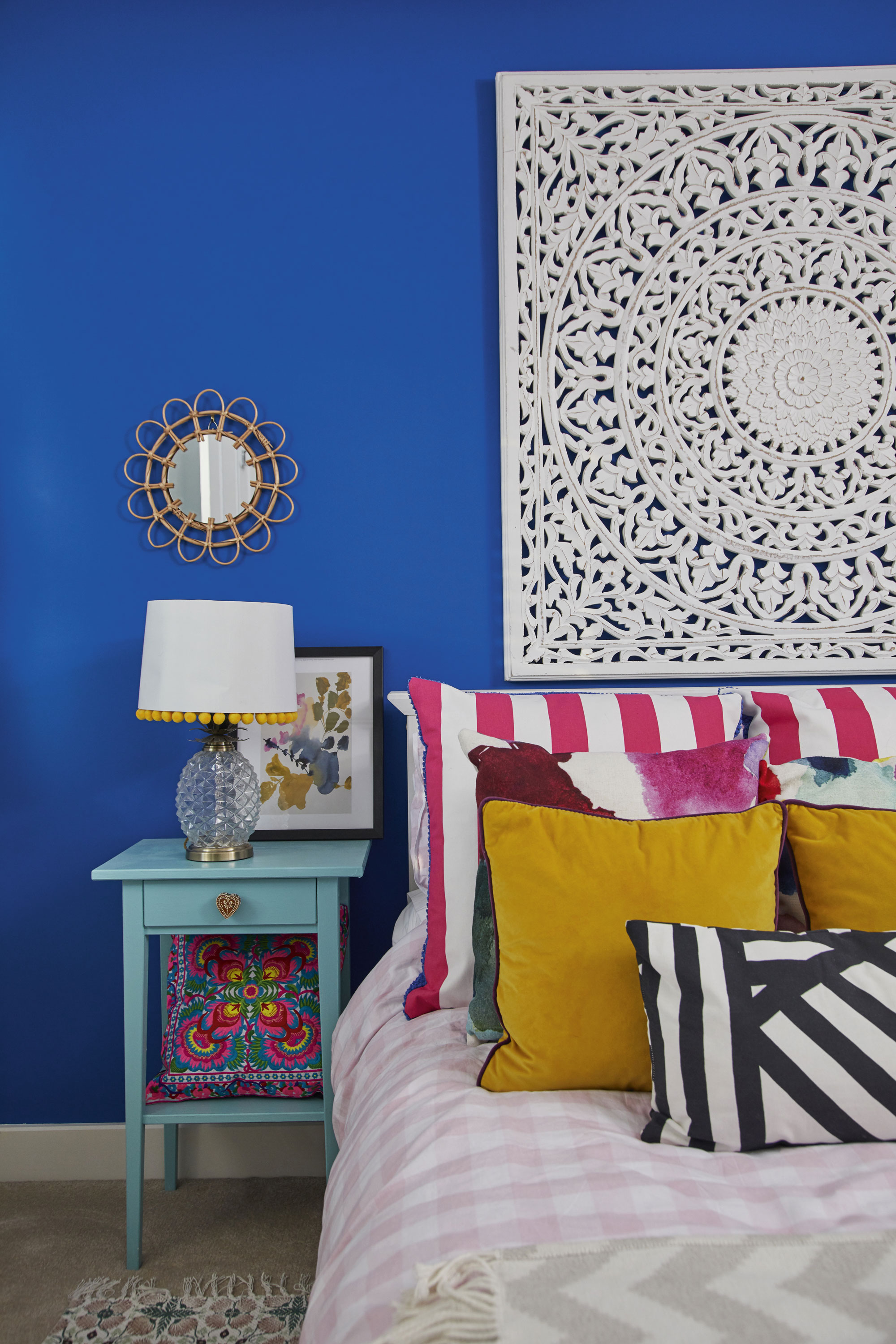 ‘I love a good clash of colour and pattern – no room is safe!’ says Sarah ‘I love a good clash of colour and pattern – no room is safe!’ says Sarah