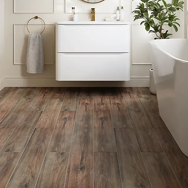 vintage-oak-natural-matt-wood-effect-porcelain-floor-tile-pack-of-7-l-900mm-w-150mm_3663602675877_01i_bq